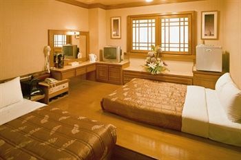 Huahou Hotel Kaohsiung Eksteriør billede
